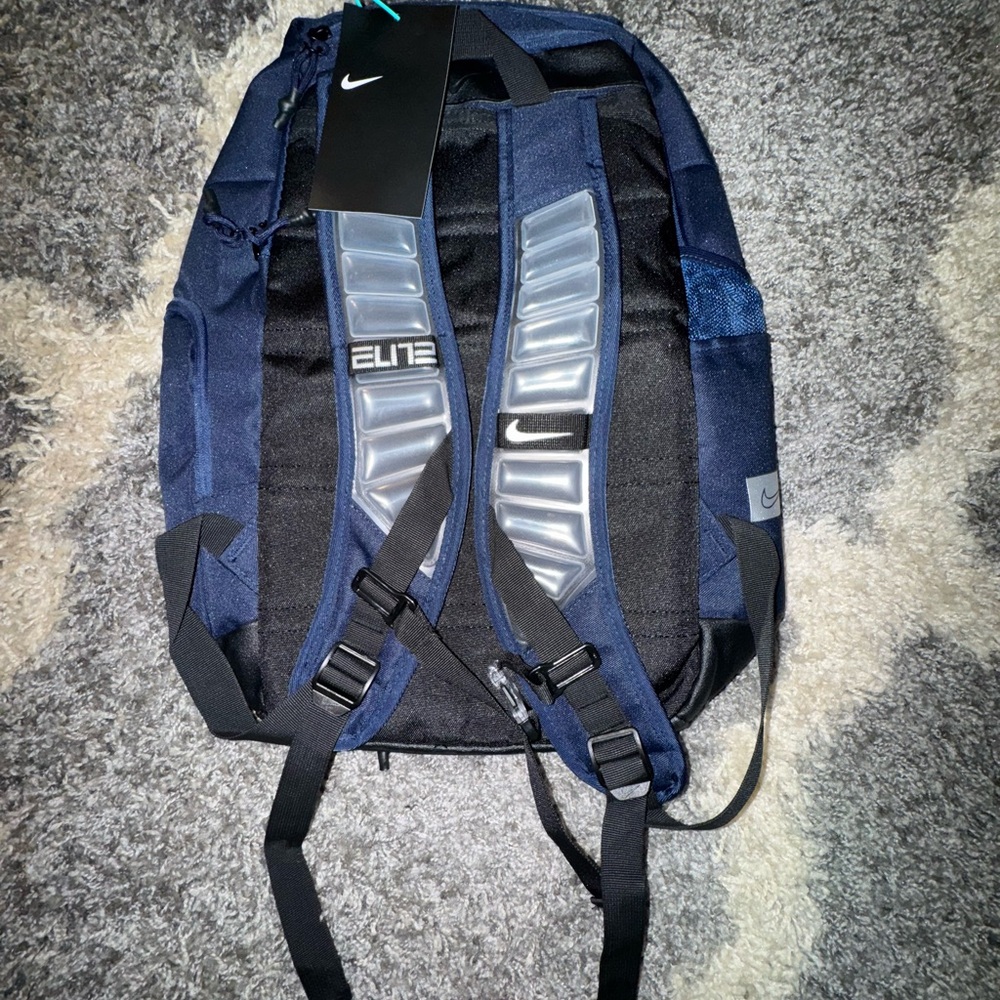 Nike Elite Navy and Black Men's Backpack - Picture 2 of 4